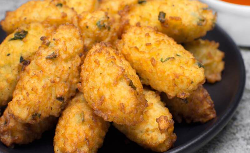 Bolinho de Arroz com Carne Moída